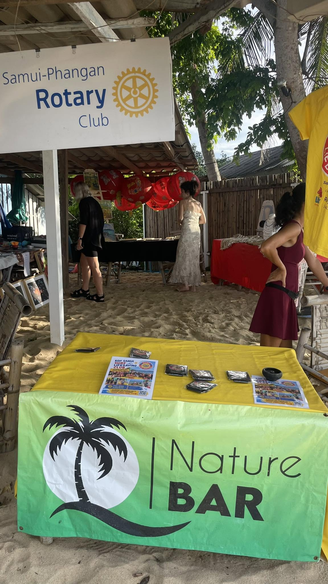 Beach craft market